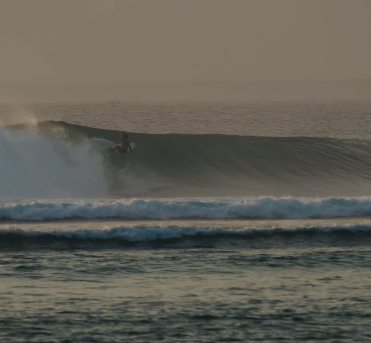 G-land Pantai di Banyuwangi dengan Lokasi Berselancar Terbaik