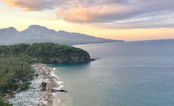 Bukit Asah Desa Bugbug Karangasem. Instagram @dewiastiti__