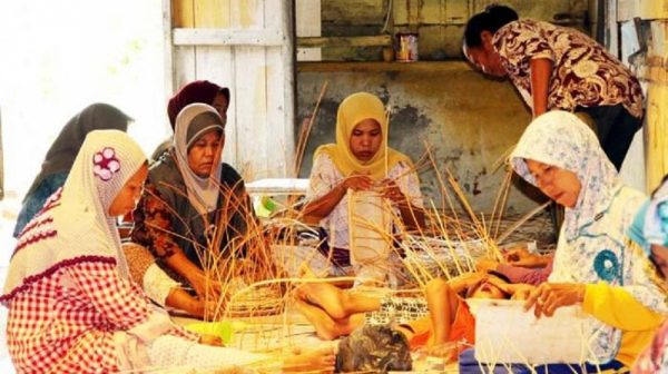 Pertumbuhan UMKM Di Indonesia: Peranan Perempuan Jadi Tumpuan Ekonomi ...