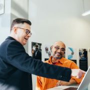 Ilustrasi tugas dan skill sales canvaser (Unsplash)